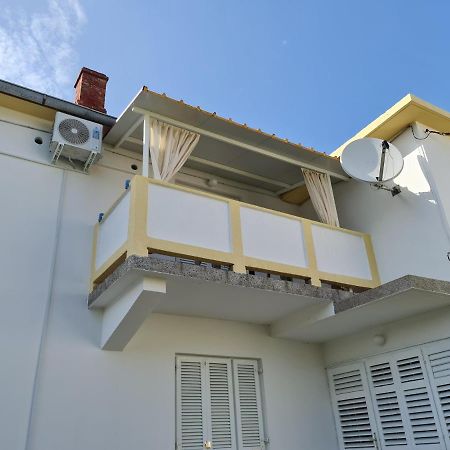 Apartmani I Sobe Jusic Rab Town Dış mekan fotoğraf
