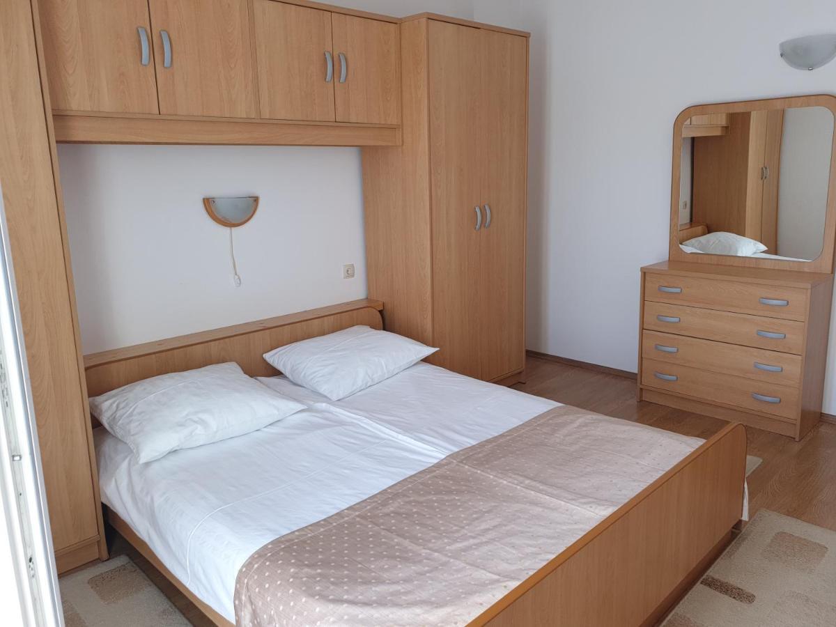 Apartmani I Sobe Jusic Rab Town Dış mekan fotoğraf