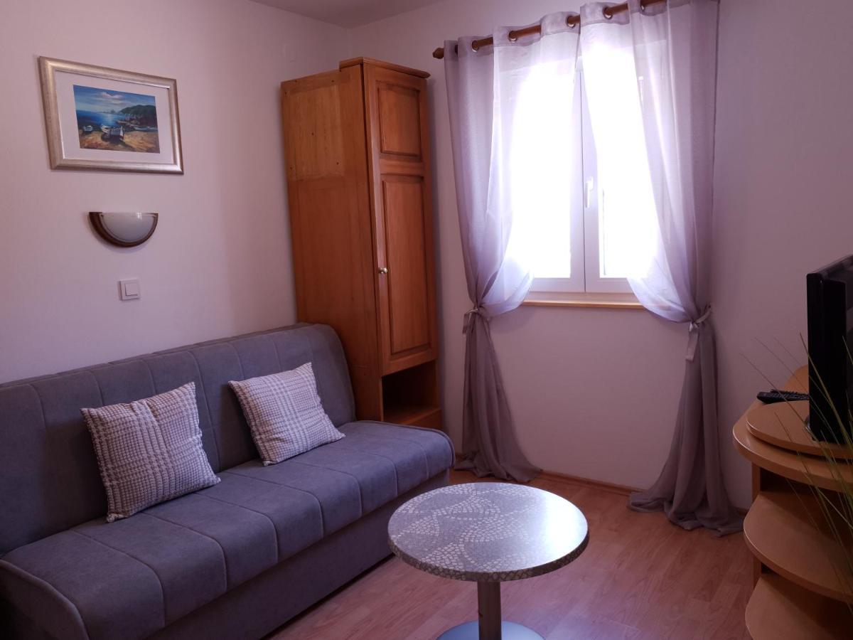 Apartmani I Sobe Jusic Rab Town Dış mekan fotoğraf
