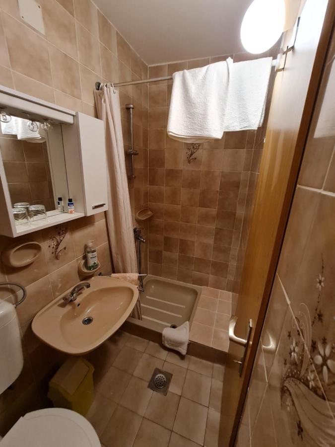 Apartmani I Sobe Jusic Rab Town Dış mekan fotoğraf