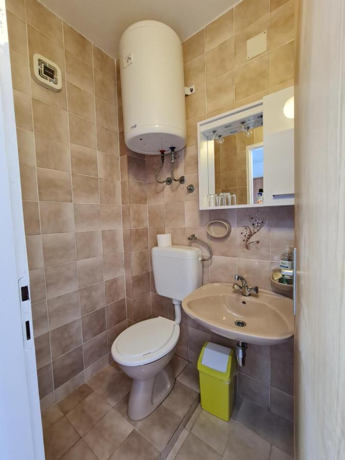 Apartmani I Sobe Jusic Rab Town Dış mekan fotoğraf